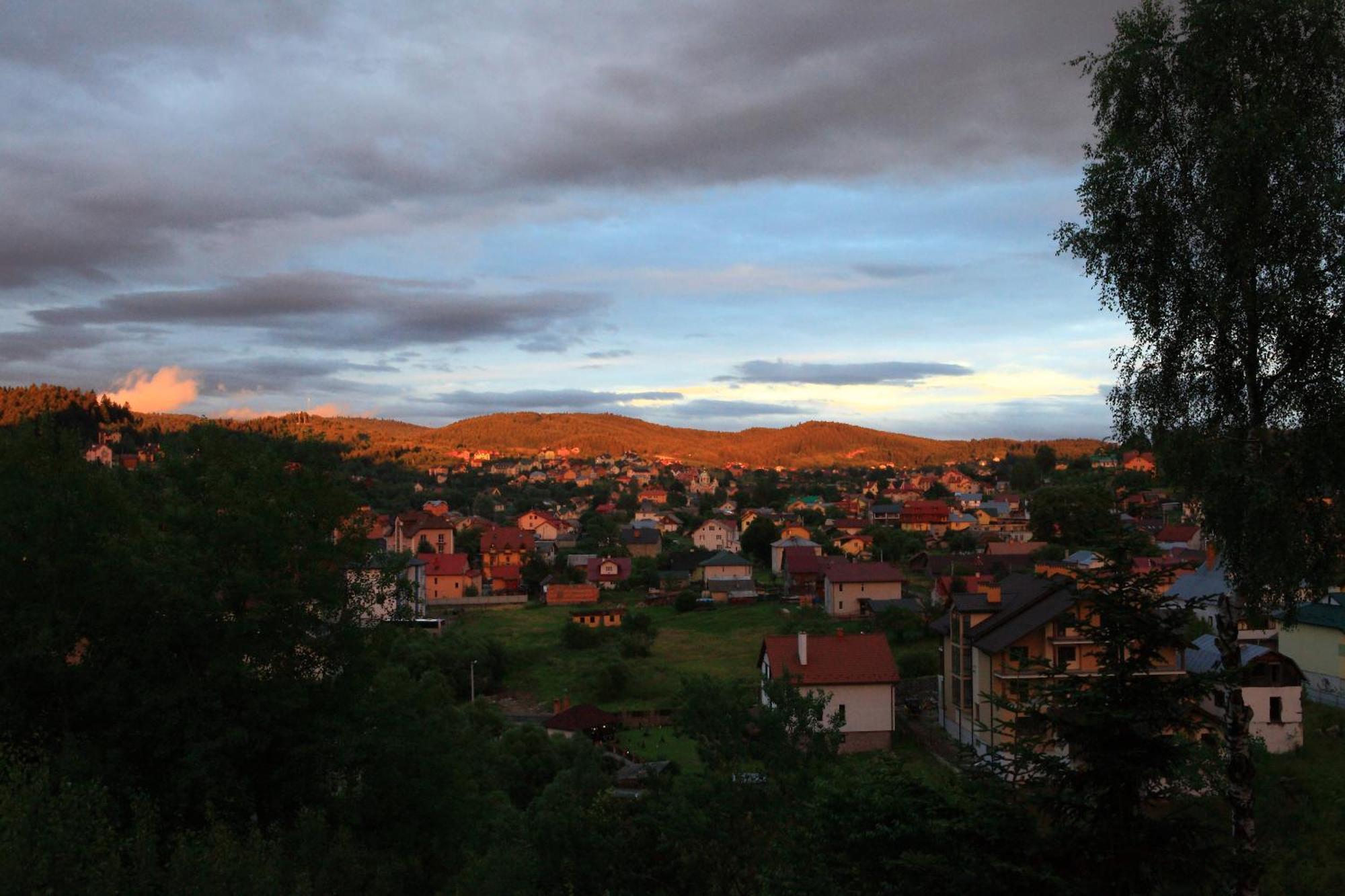 Favar Carpathians Skhidnytsia المظهر الخارجي الصورة